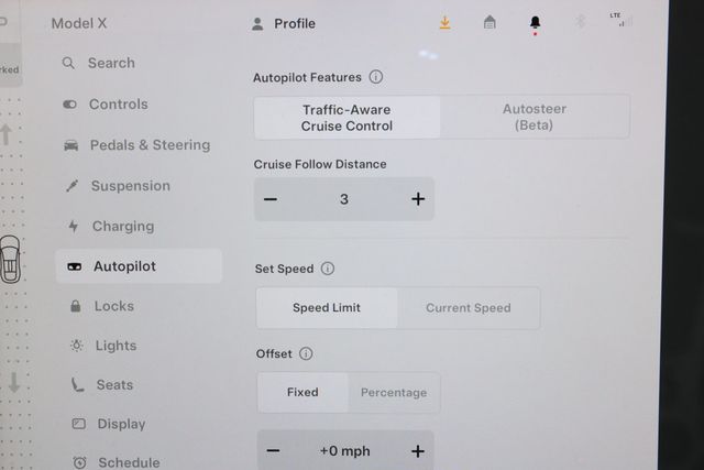 2024 Tesla Model X Plaid AWD with Yoke Steering Wheel - 22866358 - 20