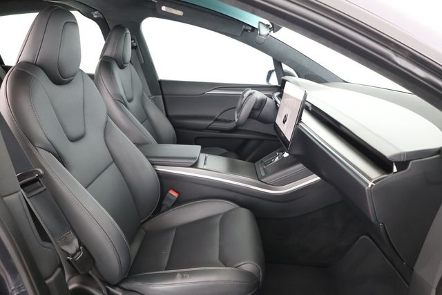 2024 Tesla Model X Plaid AWD with Yoke Steering Wheel - 22866358 - 31