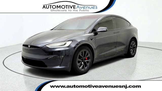 2024 Tesla Model X Plaid AWD w/ White & Black Vegan Leather Interior - 23081747 - 0