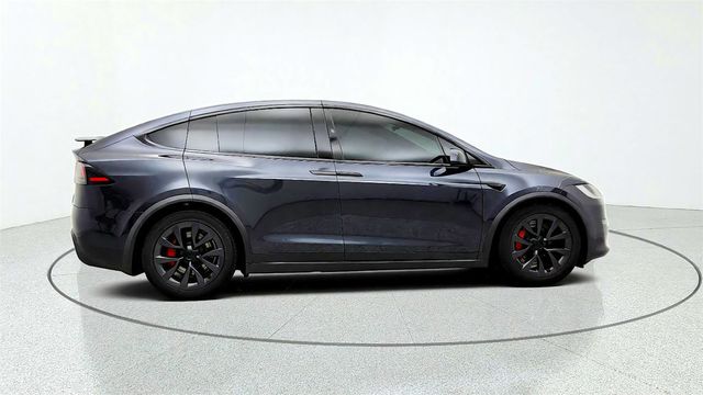2024 Tesla Model X Plaid AWD w/ White & Black Vegan Leather Interior - 23081747 - 3