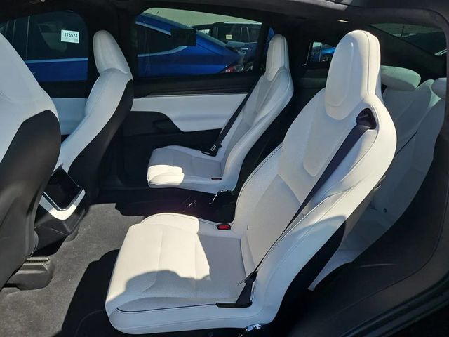2024 Tesla Model X Plaid HW4 AWD - 23095225 - 6