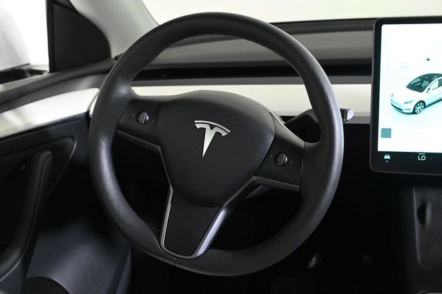 2024 Tesla Model Y  - 22953513 - 9