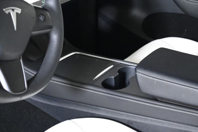 2024 Tesla Model Y  - 22953513 - 18