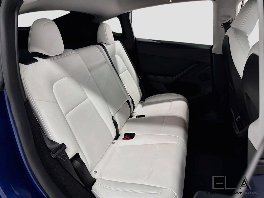 2024 Tesla Model Y HARDWARE 4! LONG RANGE! ALL WHEEL DRIVE! WHITE INTERIOR!  - 23065041 - 27