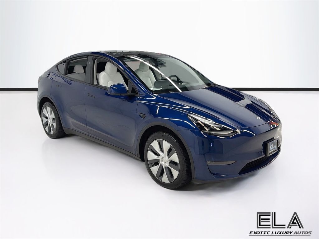 2024 Tesla Model Y HARDWARE 4! LONG RANGE! ALL WHEEL DRIVE! WHITE INTERIOR!  - 23065041 - 42