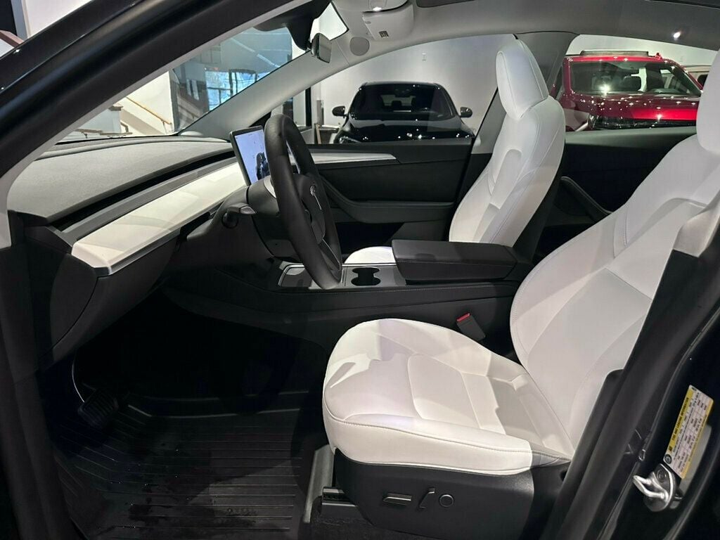 2024 Tesla Model Y LocalTrade/HtdSeats/DualZoneClimate/FSD Capability/GlassRoof - 22699486 - 9