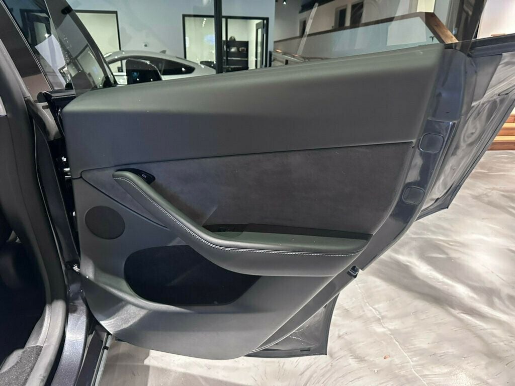 2024 Tesla Model Y LocalTrade/HtdSeats/DualZoneClimate/FSD Capability/GlassRoof - 22699486 - 16