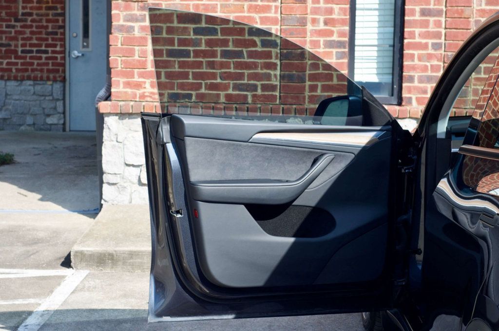 2024 Tesla Model Y LocalTrade/LongRange/HeatedFront&RearSeats/AerialViewCamera - 22982456 - 16