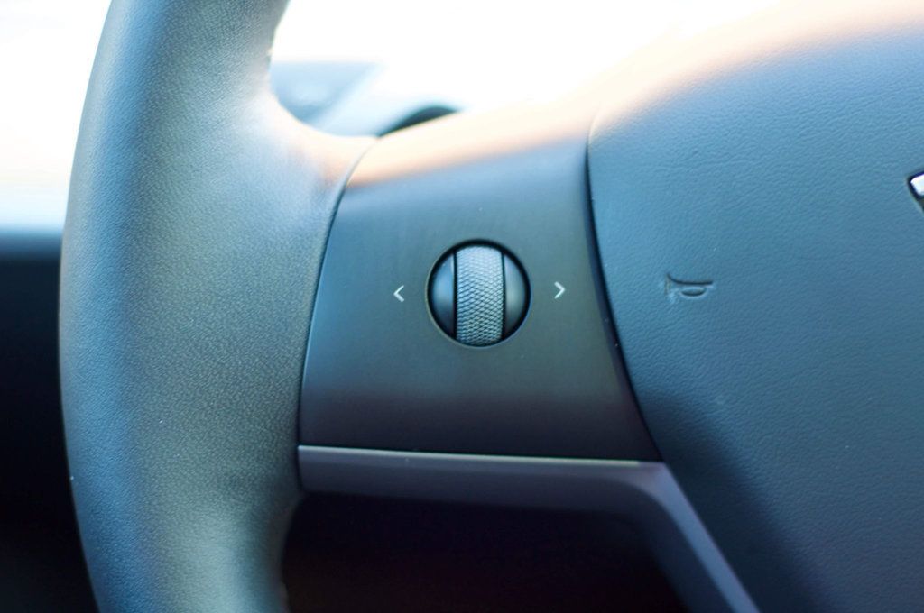 2024 Tesla Model Y LocalTrade/LongRange/HeatedFront&RearSeats/AerialViewCamera - 22982456 - 20