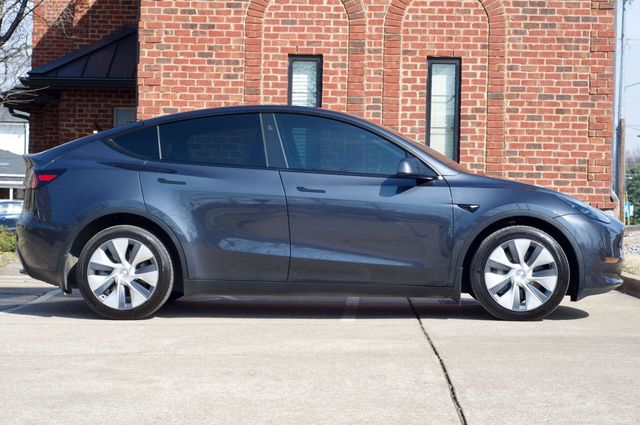 2024 Tesla Model Y LocalTrade/LongRange/HeatedFront&RearSeats/AerialViewCamera - 22982456 - 3