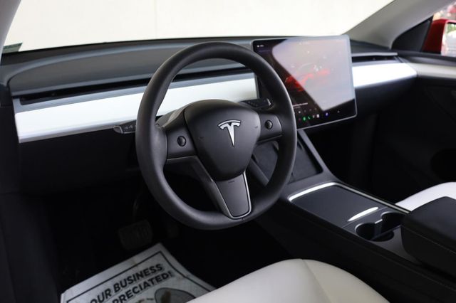 2024 Tesla Model Y Long Range - 23027870 - 12