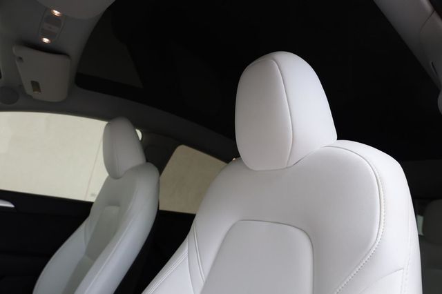 2024 Tesla Model Y Long Range - 23027870 - 16