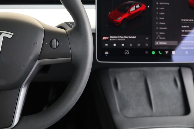 2024 Tesla Model Y Long Range - 23027870 - 31