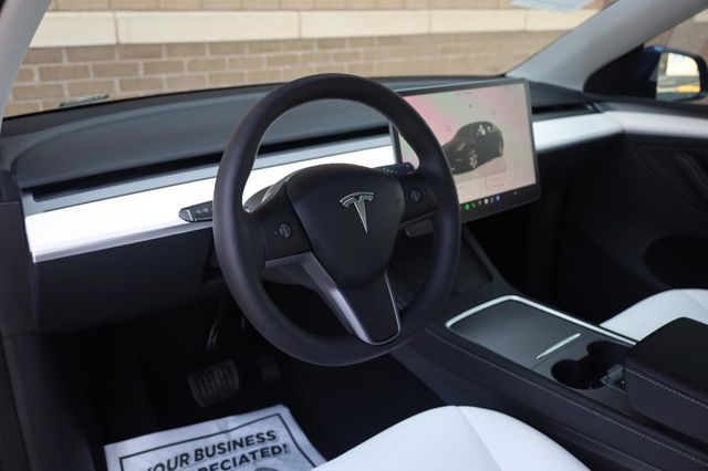 2024 Tesla Model Y Long Range - 23040932 - 12