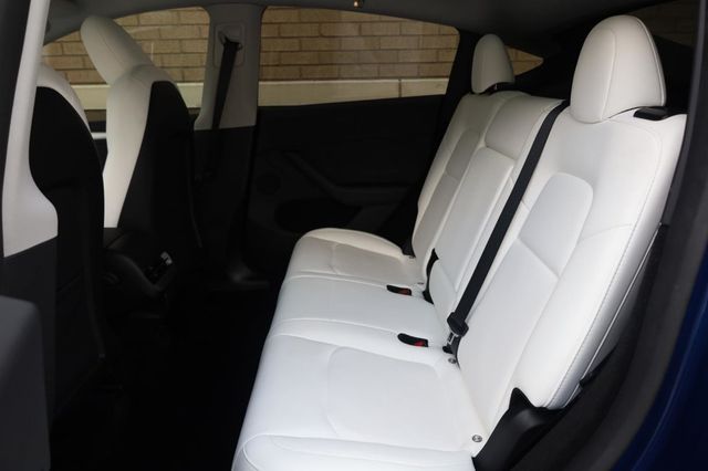 2024 Tesla Model Y Long Range - 23040932 - 20