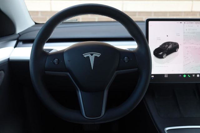 2024 Tesla Model Y Long Range - 23040932 - 33