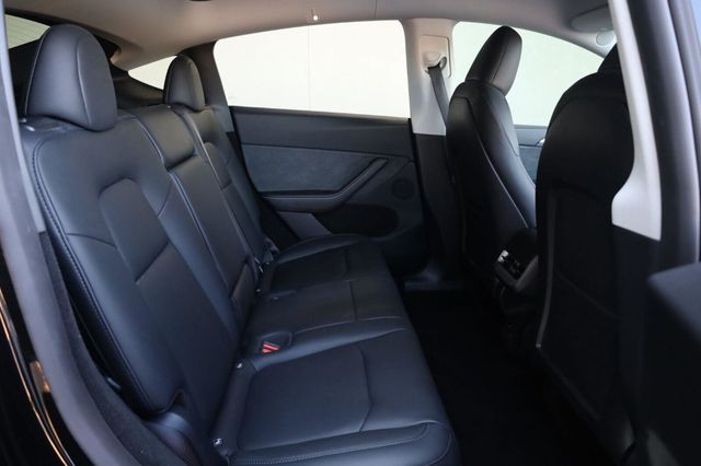 2024 Tesla Model Y Long Range - 23055967 - 19