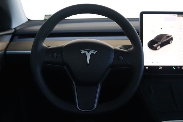 2024 Tesla Model Y Long Range - 23055967 - 27