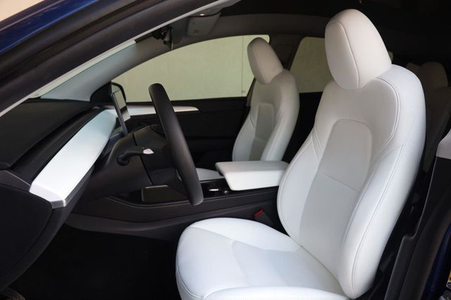 2024 Tesla Model Y Long Range - 23084811 - 16