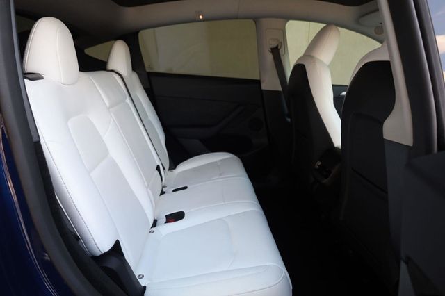 2024 Tesla Model Y Long Range - 23084811 - 21