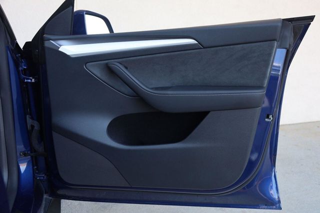 2024 Tesla Model Y Long Range - 23084811 - 23