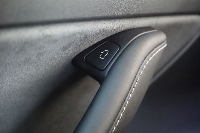 2024 Tesla Model Y Long Range - 23084811 - 34