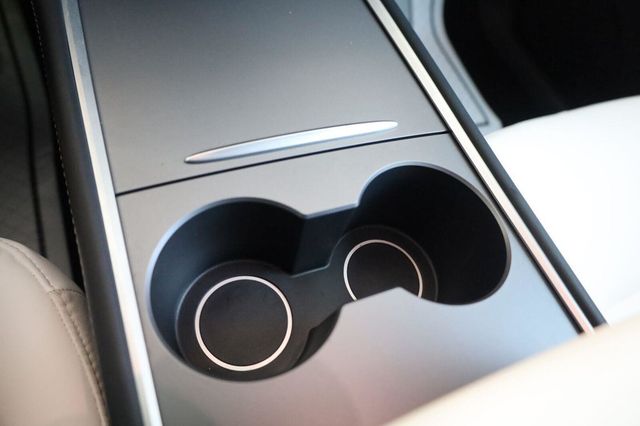 2024 Tesla Model Y Long Range - 23084811 - 35