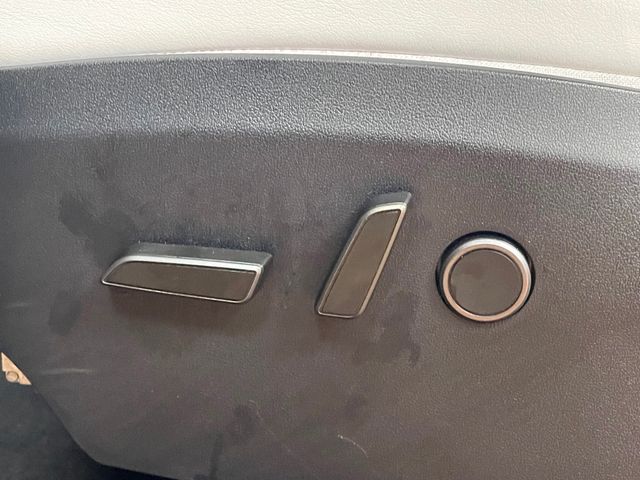 2024 Tesla Model Y Long Range AWD - 22969630 - 11