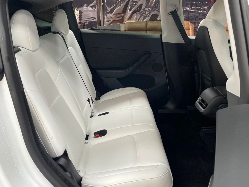 2024 Tesla Model Y Long Range AWD - 22969630 - 19