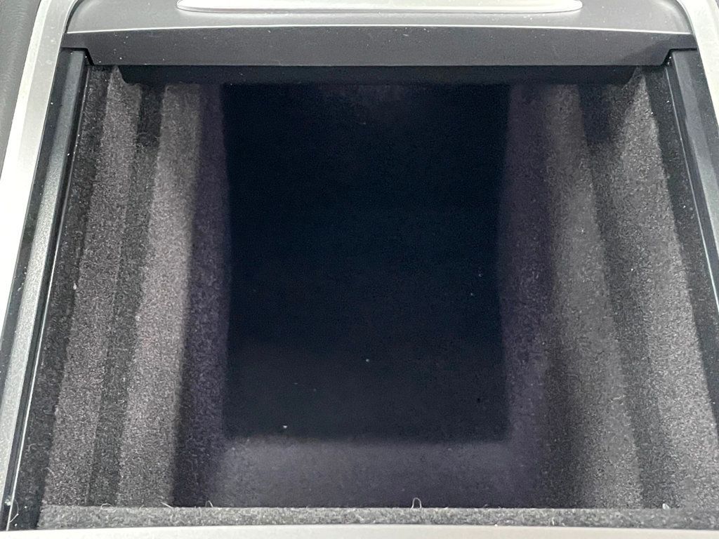 2024 Tesla Model Y Long Range AWD - 22969630 - 37