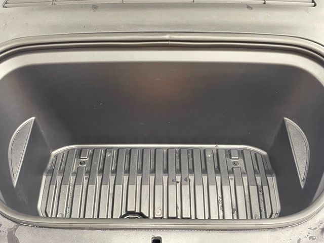 2024 Tesla Model Y Long Range AWD - 22969630 - 44