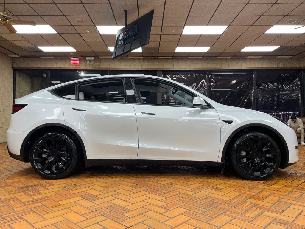 2024 Tesla Model Y Long Range AWD - 22969630 - 6