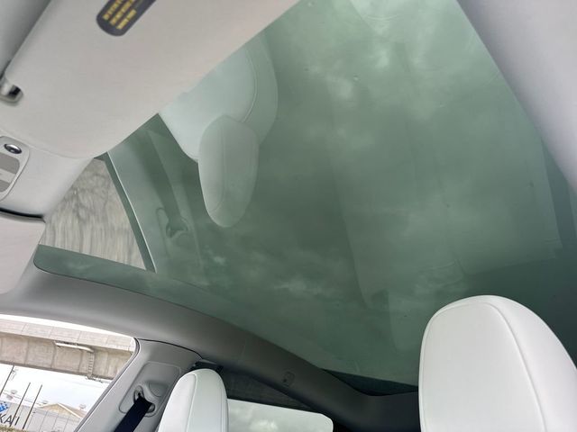 2024 Tesla Model Y Long Range AWD - 23003788 - 18