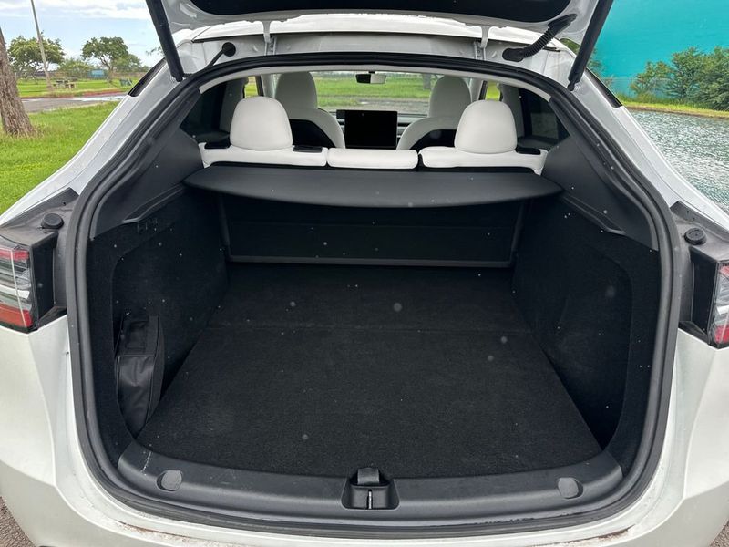 2024 Tesla Model Y Long Range AWD - 23003788 - 19