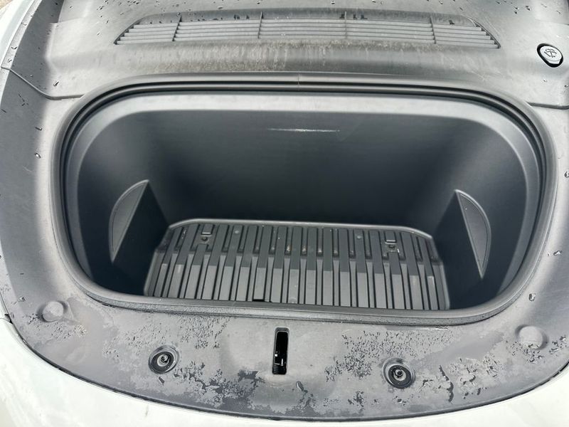 2024 Tesla Model Y Long Range AWD - 23003788 - 20