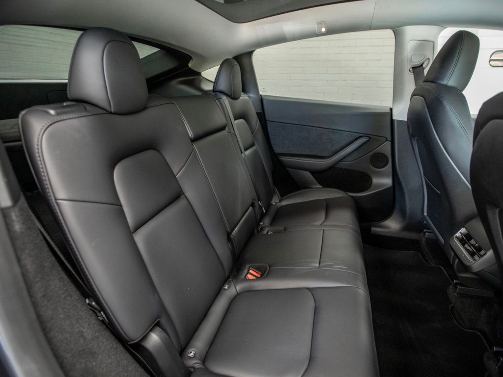 2024 Tesla Model Y Long Range photo 20