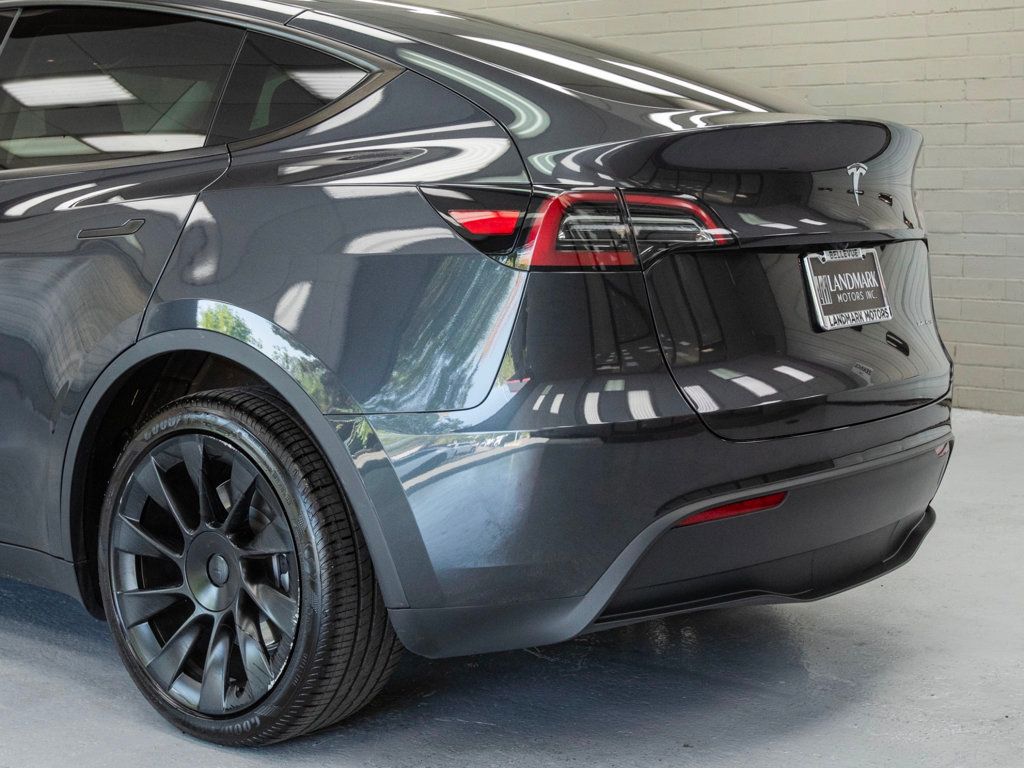 2024 Tesla Model Y Long Range photo 29