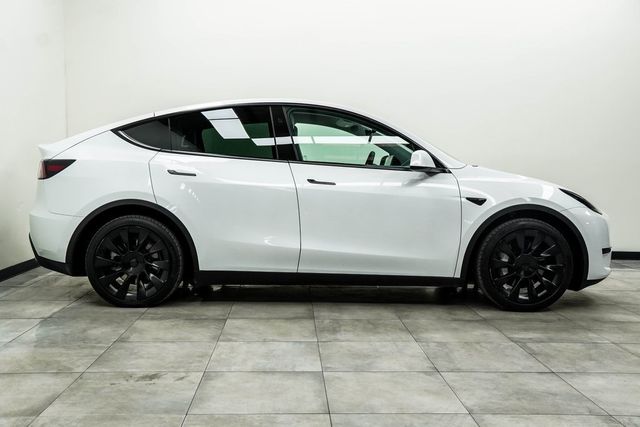 2024 Tesla Model Y Long Range AWD - 22978398 - 9