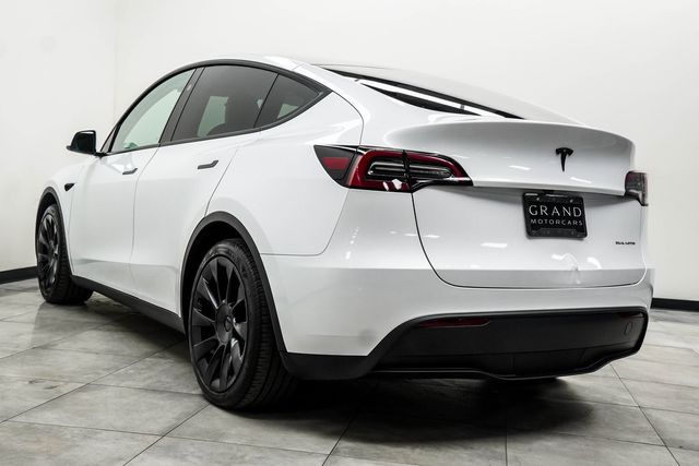 2024 Tesla Model Y Long Range AWD - 22978398 - 10