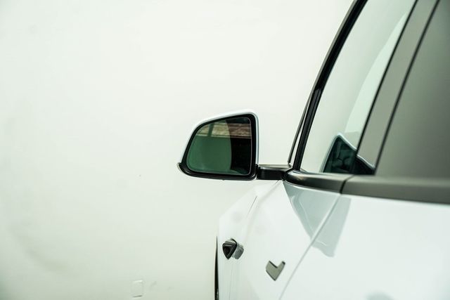 2024 Tesla Model Y Long Range AWD - 22978398 - 13