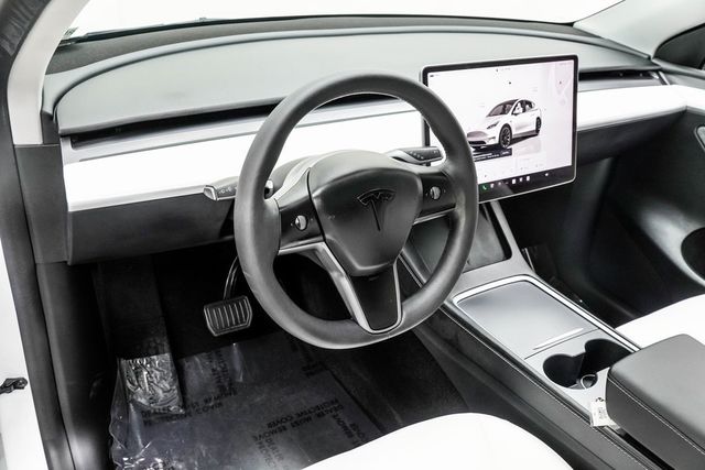 2024 Tesla Model Y Long Range AWD - 22978398 - 14