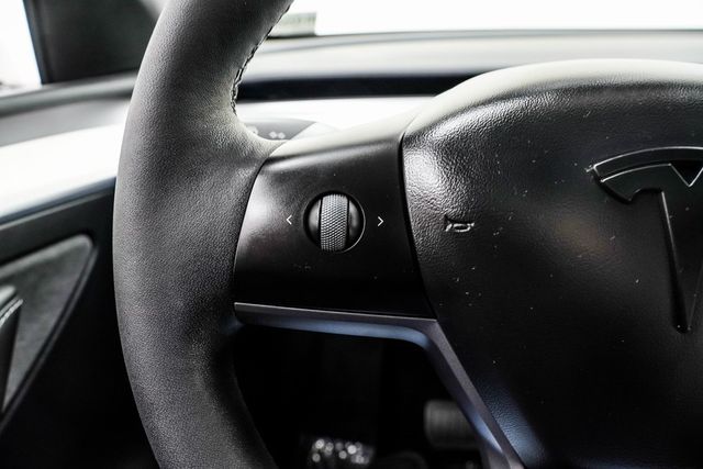 2024 Tesla Model Y Long Range AWD - 22978398 - 28