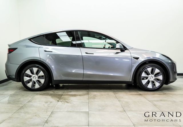 2024 Tesla Model Y Long Range AWD - 23046174 - 9