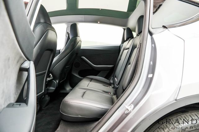2024 Tesla Model Y Long Range AWD - 23046174 - 17