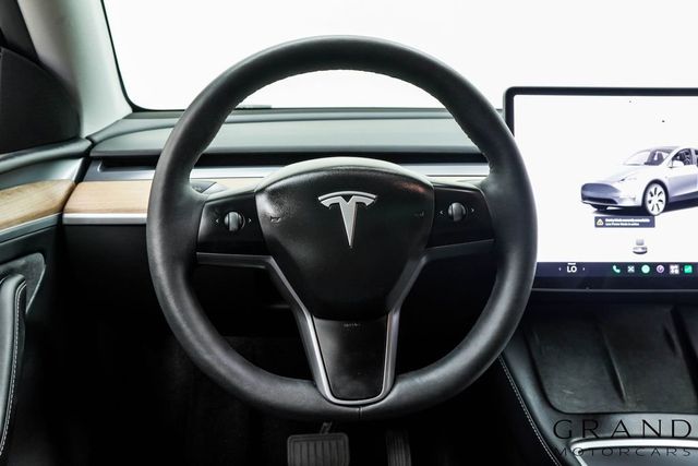2024 Tesla Model Y Long Range AWD - 23046174 - 22