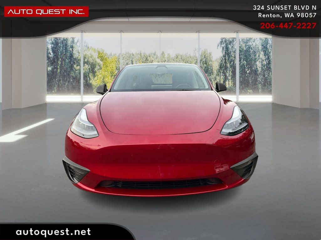 2024 Tesla Model Y Long Range photo 2