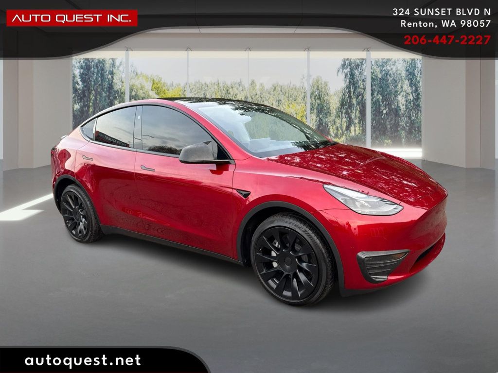 2024 Tesla Model Y Long Range photo 3