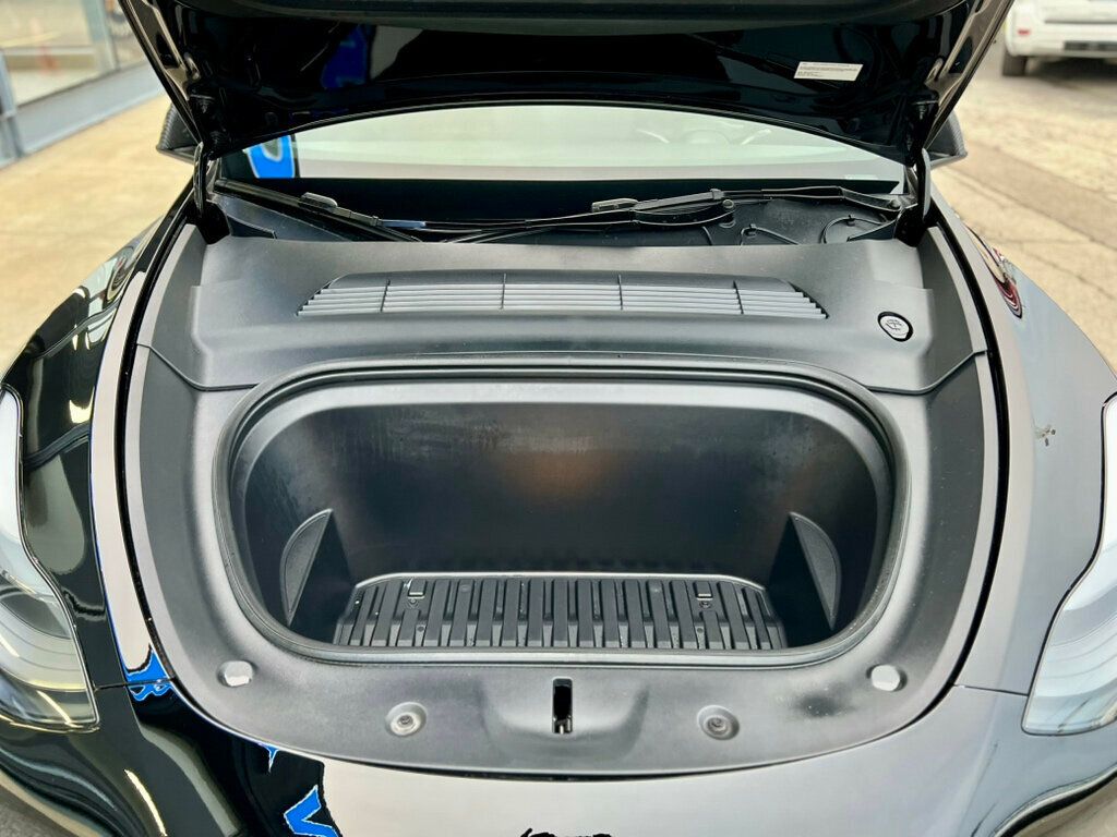 2024 Tesla Model Y Long Range AWD - 22946943 - 10