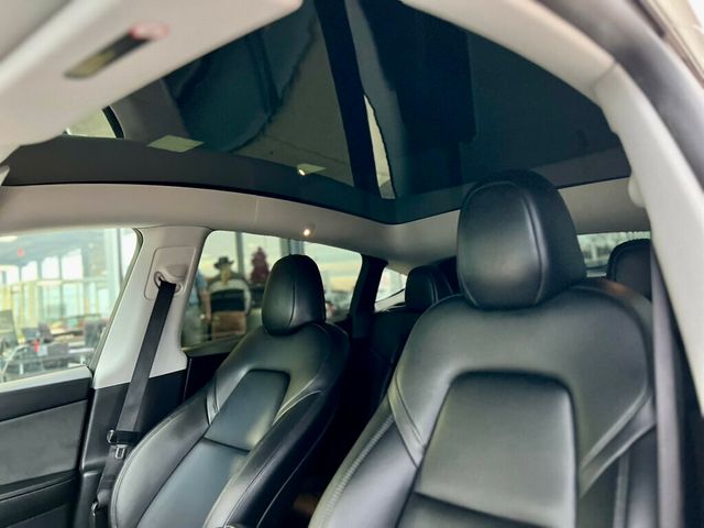 2024 Tesla Model Y Long Range AWD - 22946943 - 28