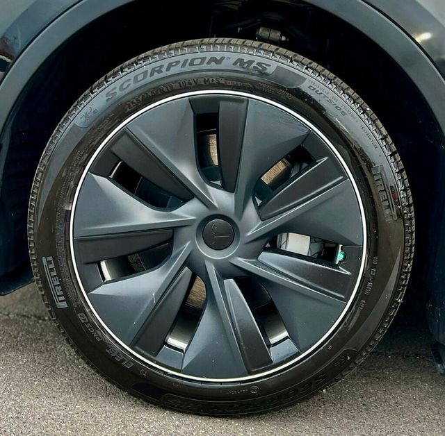 2024 Tesla Model Y Long Range AWD - 22946943 - 29